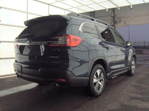 2024 Subaru Ascent Premium 7-Passenger