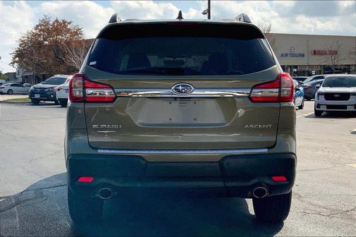 2022 Subaru Ascent Premium 8-Passenger
