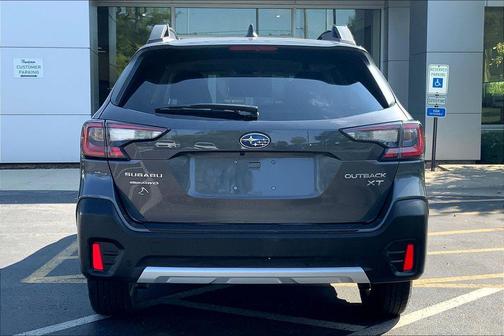 2021 Subaru Outback Limited XT