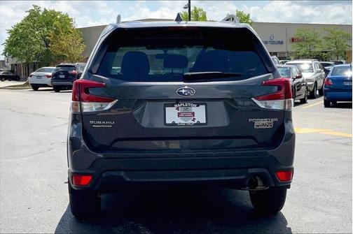 2022 Subaru Forester Premium