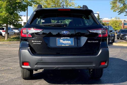 2025 Subaru Outback Base