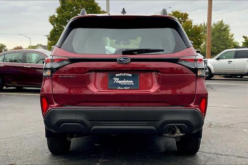 2025 Subaru Forester Base