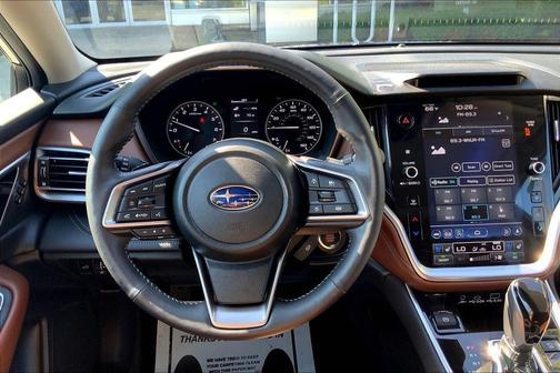 2023 Subaru Outback Touring XT