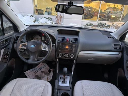 2015 Subaru Forester 2.5i