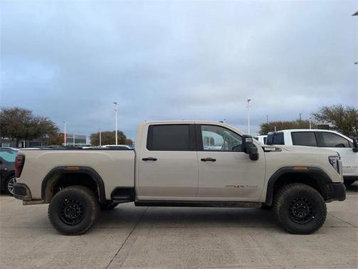 2026 GMC Sierra 2500 AT4