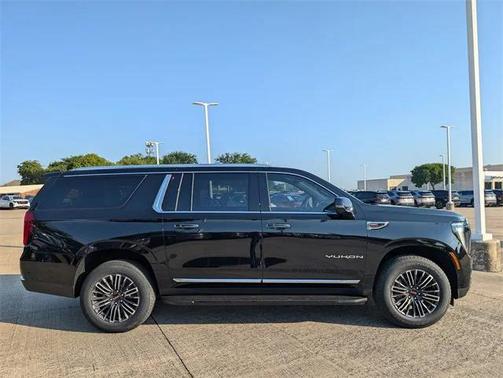 2025 GMC Yukon XL 2WD Elevation