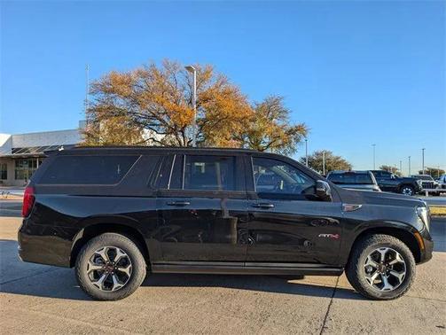 2026 GMC Yukon XL 4WD AT4