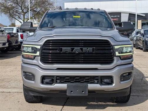 2019 RAM 2500 Laramie Crew Cab 4x4 6'4' Box