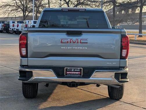 2026 GMC Sierra 1500 SLE