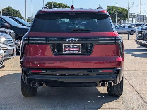 Radiant Red Tintcoat 2024 Chevrolet Traverse RS