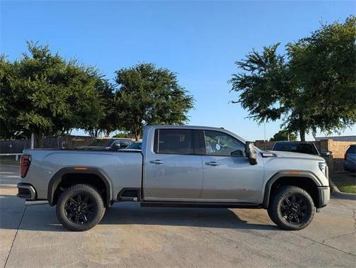 2025 GMC Sierra 2500 AT4