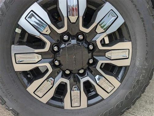 2025 GMC Sierra 2500 Denali