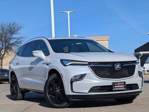2023 Buick Enclave Essence FWD