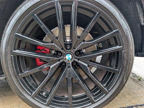 2024 BMW X5 M60i