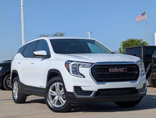 Summit White 2024 GMC Terrain SLE
