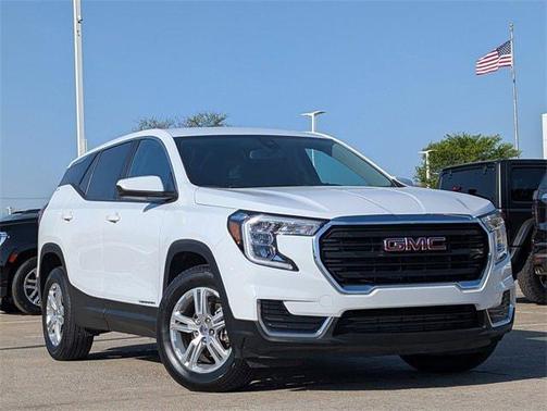 Summit White 2024 GMC Terrain SLE
