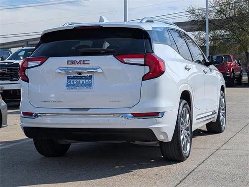 2022 GMC Terrain Denali