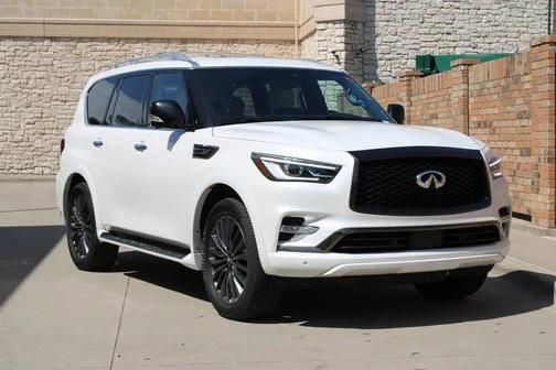 2024 INFINITI QX80 SENSORY AWD