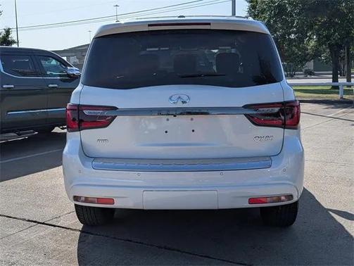 2024 INFINITI QX80 SENSORY AWD