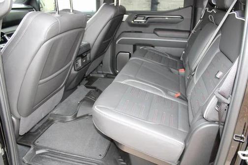 2025 GMC Sierra 1500 AT4X