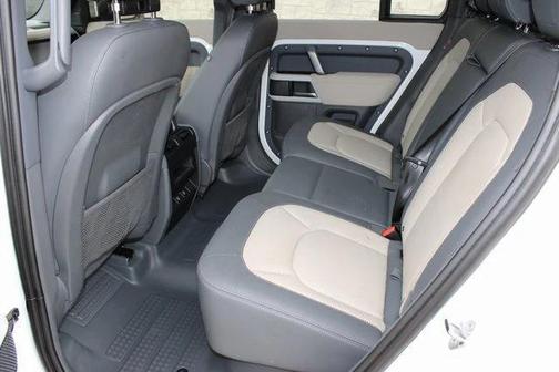 2023 Land Rover Defender 110 X-Dynamic SE