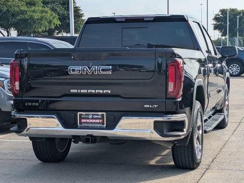 Onyx Black 2024 GMC Sierra 1500 SLT