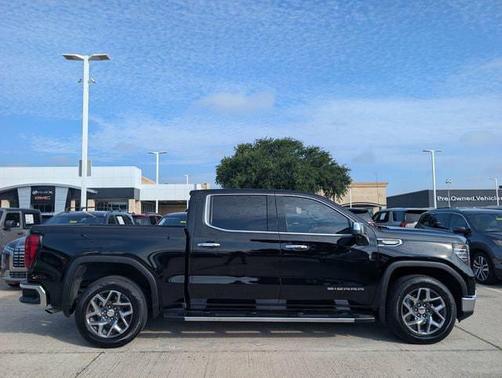Onyx Black 2024 GMC Sierra 1500 SLT