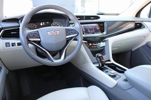 2023 Cadillac XT6 Premium Luxury AWD