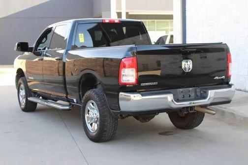 2022 RAM 2500 Big Horn Crew Cab 4x4 6'4' Box