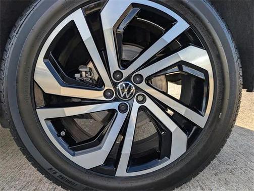 2023 Volkswagen Atlas Cross Sport 3.6L V6 SEL