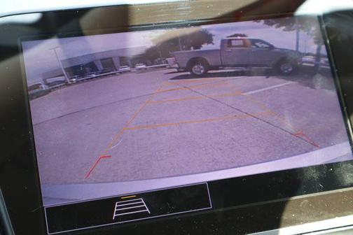 Silver Ice Metallic 2022 Chevrolet Malibu FWD LT