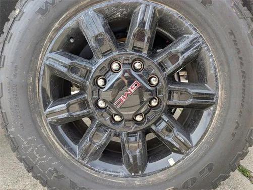 2025 GMC Sierra 2500 AT4