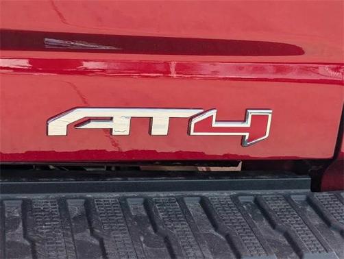 2025 GMC Sierra 2500 AT4