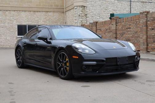 2018 Porsche Panamera Turbo
