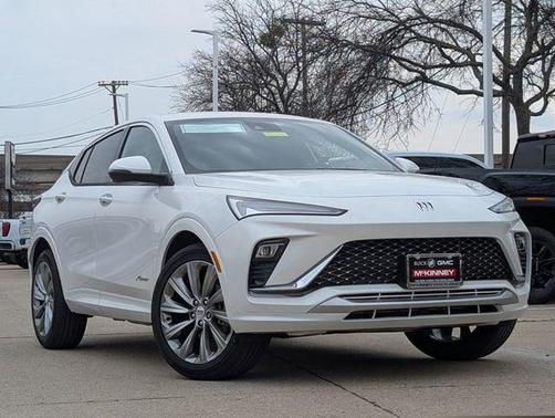 White Frost Tricoat 2026 Buick Envista Avenir FWD