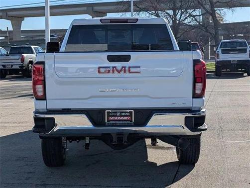 2025 GMC Sierra 2500 SLE