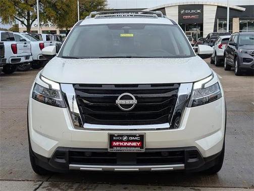 2024 Nissan Pathfinder Platinum 4WD