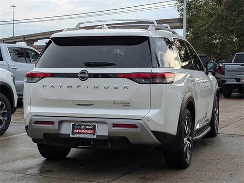 2024 Nissan Pathfinder Platinum 4WD