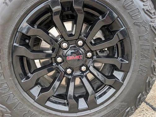 2023 GMC Sierra 1500 AT4X