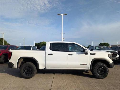 2025 GMC Sierra 1500 AT4X