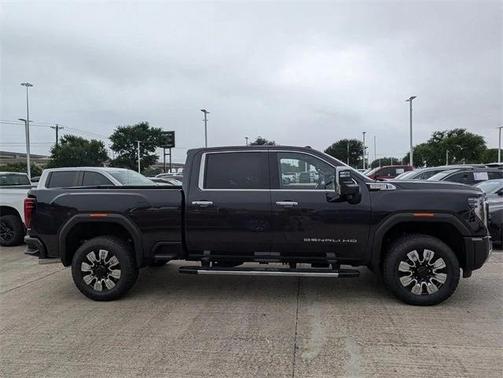 2025 GMC Sierra 2500 Denali