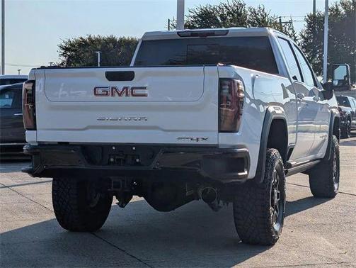2025 GMC Sierra 2500 AT4