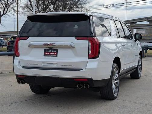 2022 GMC Yukon XL Denali