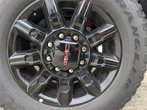 2025 GMC Sierra 2500 AT4