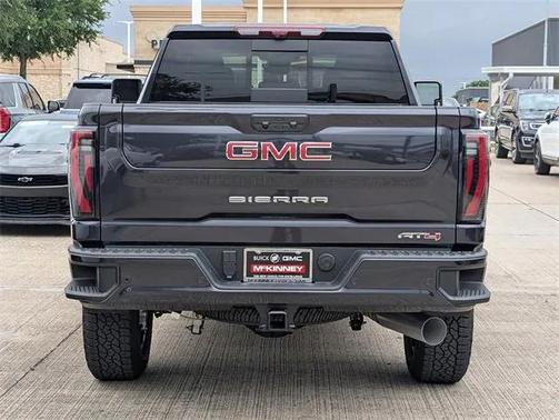 2025 GMC Sierra 2500 AT4