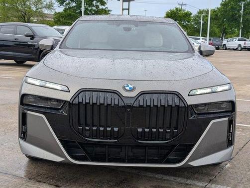 Oxide Grey Metallic 2023 BMW 740 i