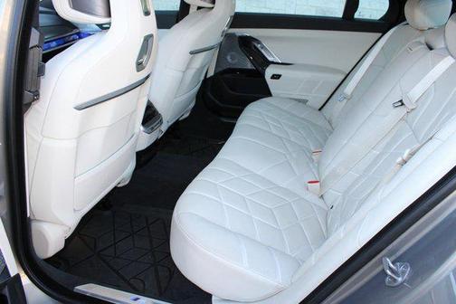 Oxide Grey Metallic 2023 BMW 740 i