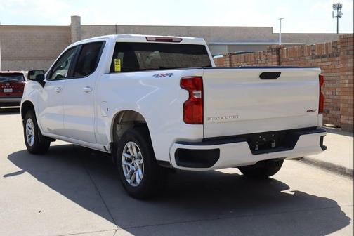 Summit White 2026 Chevrolet Silverado 1500 RST