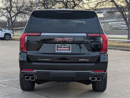 2026 GMC Yukon 4WD AT4