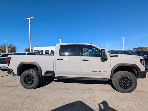 2026 GMC Sierra 2500 AT4